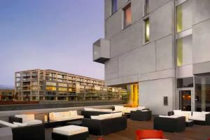 art'otel cologne, part of Radisson Hotel Group, Кёльн