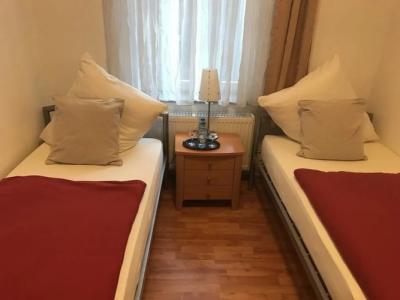 Kölnotel Hostel, Apart & Suite - 0