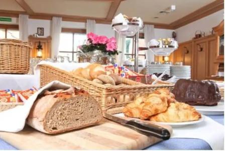 Bayerischer Hof - 11