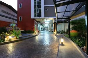 Апарт-отель «The Plimplace 2», Бангкок