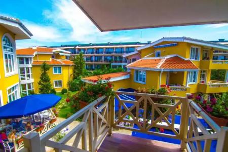 Blue Orange Beach Resort - 9