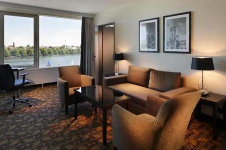 Courtyard by Marriott Hannover Maschsee - 28