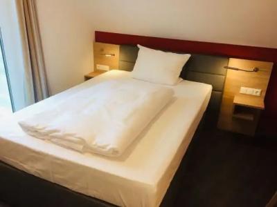 Adesso Göttingen - 68