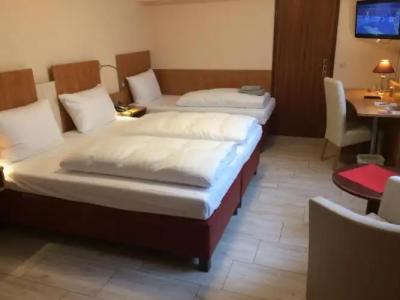 Adesso Göttingen - 78