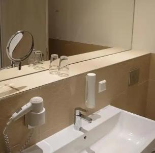 Adesso Göttingen - 73