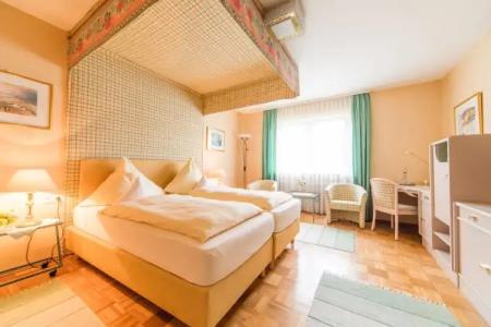 Ambient am Europakanal - 86