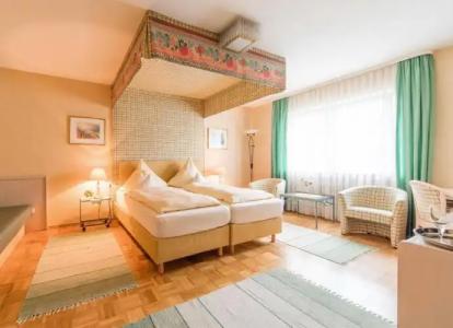 Ambient am Europakanal - 67