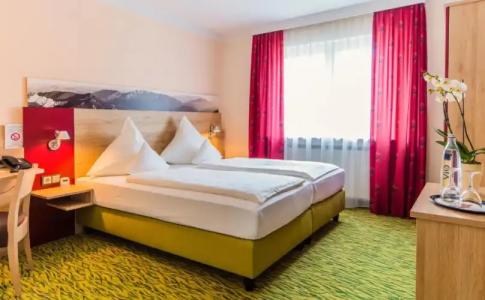 Ambient am Europakanal - 49