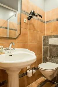 Werners Boutique - 94