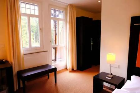 Fritz Lauterbad - 28