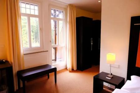 Fritz Lauterbad - 47