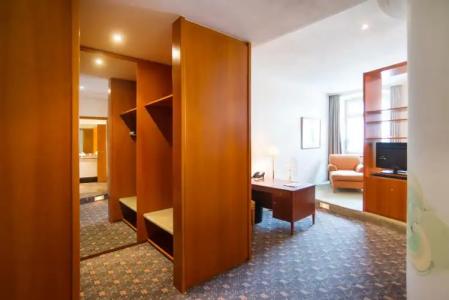 Zum Roten Bären - 0