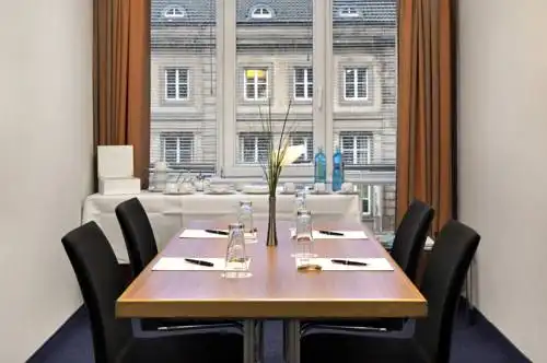 Flemings Express Frankfurt - 0