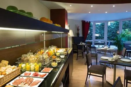 Nh Frankfurt Villa - 13