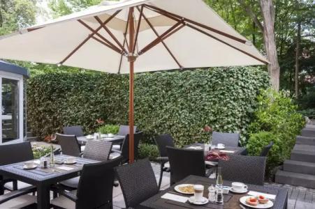 Nh Frankfurt Villa - 9