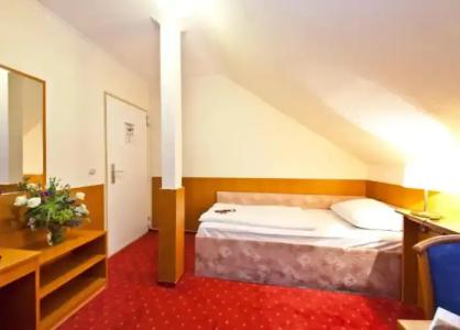 Primus Frankfurt Sachsenhausen - 27