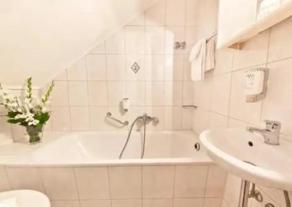 Primus Frankfurt Sachsenhausen - 39