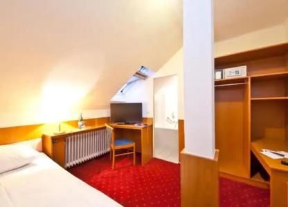 Primus Frankfurt Sachsenhausen - 26