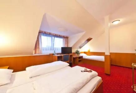 Primus Frankfurt Sachsenhausen - 32