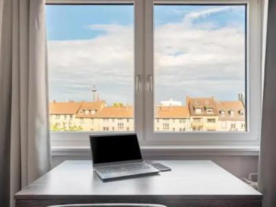 numa Fast & Digital Check-in I Oben - 43