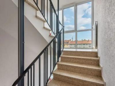 numa Fast & Digital Check-in I Oben - 16