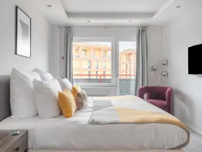 numa Fast & Digital Check-in I Oben - 5