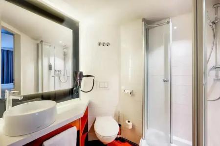 Azimut Frankfurt - 70