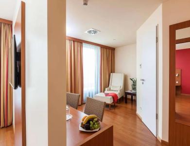 Azimut Frankfurt - 12