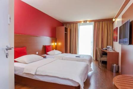 Azimut Frankfurt - 8