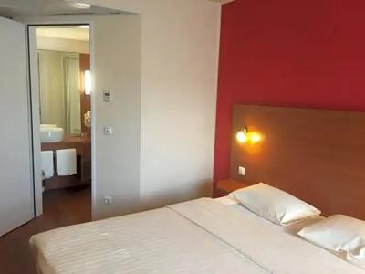 Azimut Frankfurt - 83