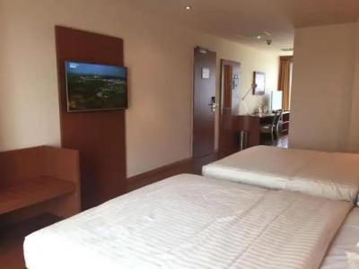 Azimut Frankfurt - 99