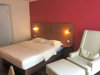 Azimut Frankfurt - 113