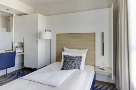 Best Western Plus Welcome Frankfurt - 2