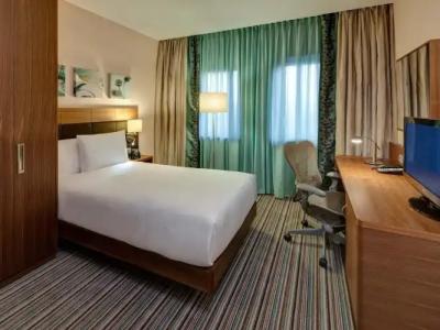 Hilton Garden Inn Frankfurt Airport - 20