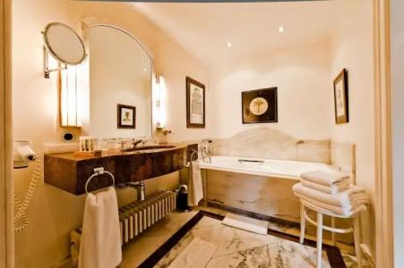 Kronenschlösschen - 39