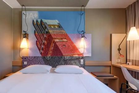 t h e Darmstadt - 21