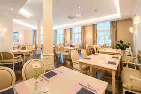 Best Western Plus StadtPalais - 12