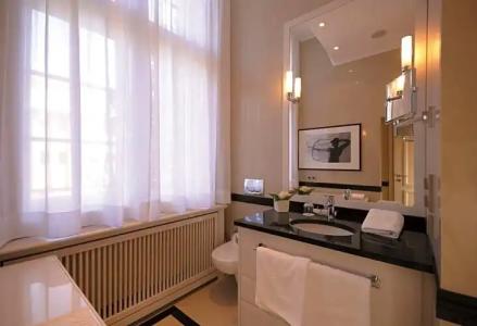 Best Western Plus StadtPalais - 32