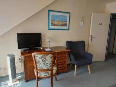 An der Stadthalle - 16