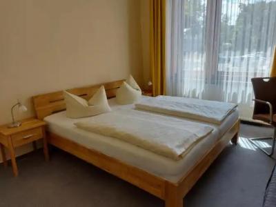 An der Stadthalle - 20