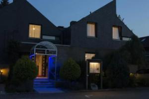 Hotel Rosmarin garni, Бад-Цвишенан