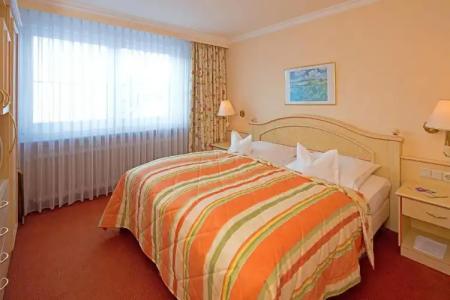 Braunschweiger Hof - 100