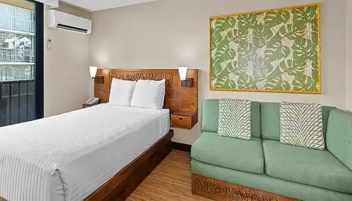 Castle Bamboo Waikiki - 32