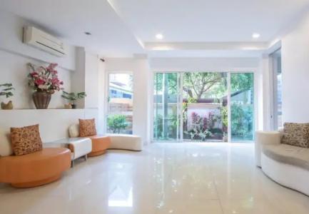 Na Na Chart Bangsaen - 2