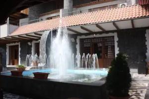 Отель Нор Дзораберд , Ереван