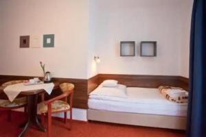 Отель «Ośrodek Sanatoryjno-Wczasowy Hajduczek»