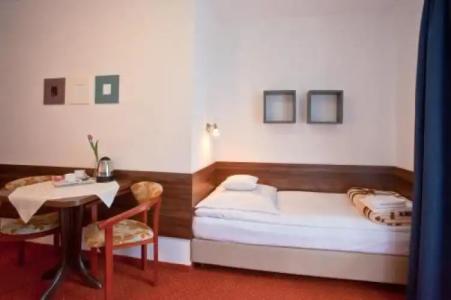 Ośrodek Sanatoryjno-Wczasowy Hajduczek - 0