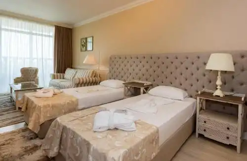 Therma Palace - Mineral Pool & Luxury Restaurant - 20