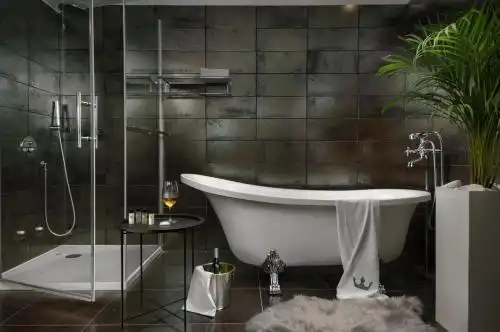 Boutique Chevalier - Adults Only - 0