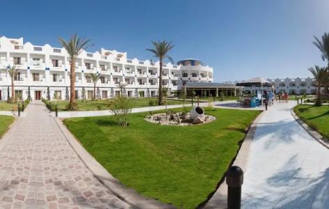 Golden 5 Topaz Suites - 1